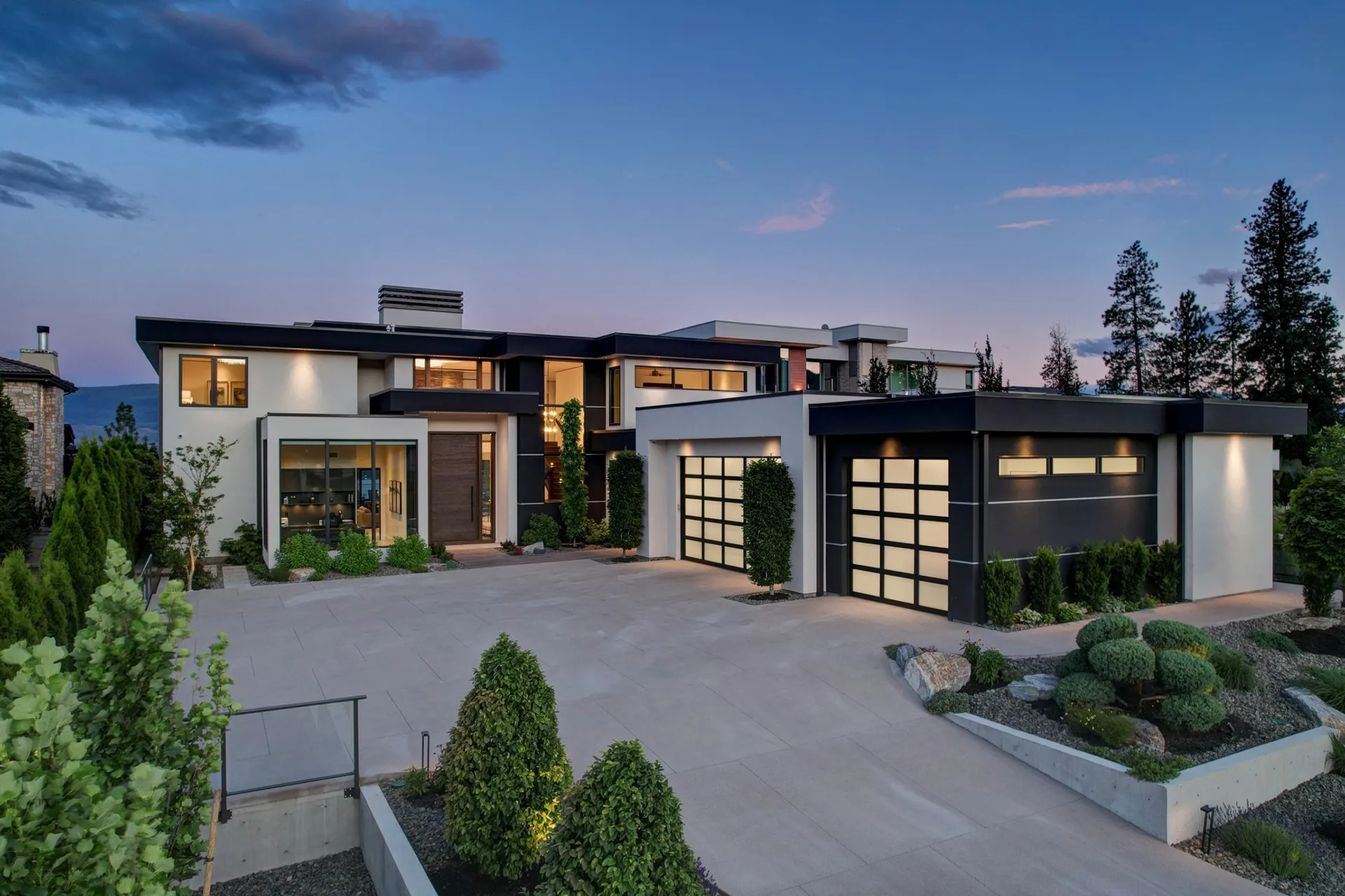 2463 Thacker Drive, West Kelowna, BC, V1Z 1V9
